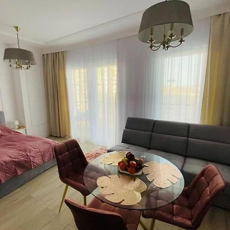 Gustowny Apartament Na Woli Varsóvia Exterior foto