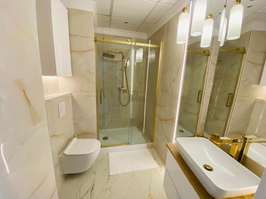 Gustowny Apartament Na Woli Varsóvia Exterior foto